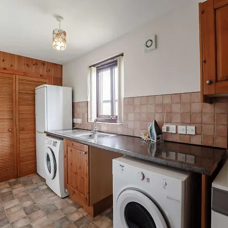 3 Bed Property In Wigton 83471 بيت للعطل *