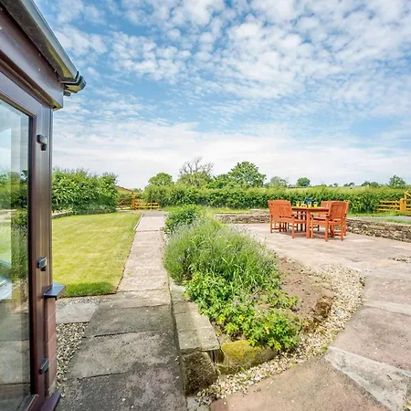 3 Bed Property In Wigton 83471 Aikton